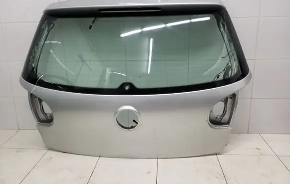 Volkswagen Golf V Tailgate/trunk/boot lid