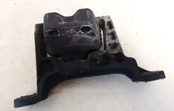 Ford Focus Engine mount bracket 3m516f012bg 3m51-6f012-bg