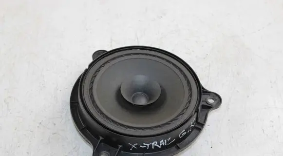 Nissan X-Trail T31 Rear door speaker 28156EU00A