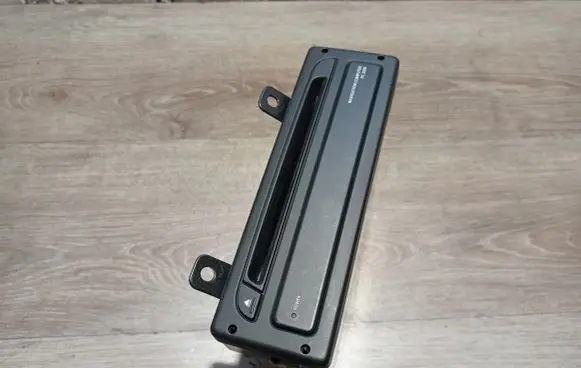Volvo V50 CD/DVD changer ANKNA10108 PC3200005