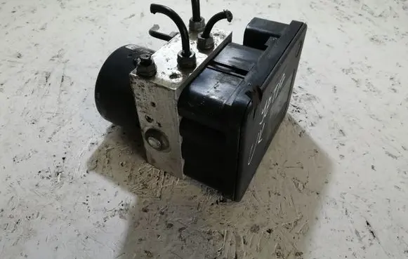 Volkswagen Jetta V ABS Pump 1K0907379AA