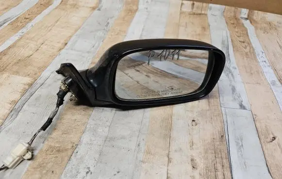 Lexus ES 250 - 300 - 330 Front door electric wing mirror
