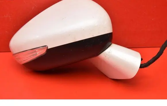 Citroen DS5 Front door electric wing mirror 0210077