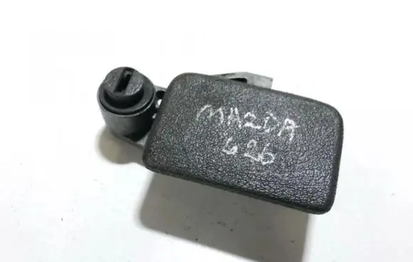 Mazda 626 Glove box