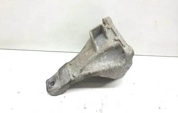 BMW X1 E84 Engine mounting bracket 6777064 22116777064