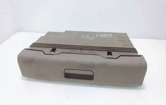 Volkswagen Touran II Glove box 1T0881580D