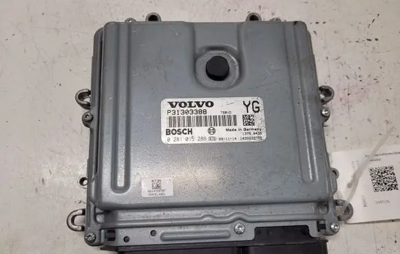 Volvo XC60 Engine control unit/module 0281015286 P3103388
