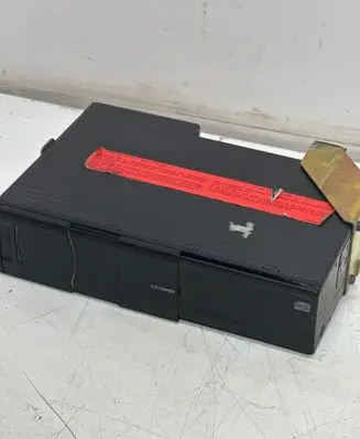 BMW 5 E39 CD/DVD changer 020258