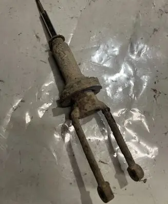 Jeep Cherokee III KJ Front shock absorber/damper