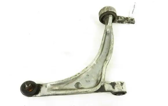 Nissan Maxima A34 Front control arm