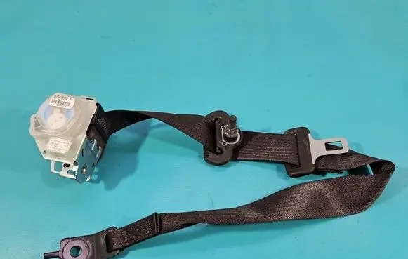 Jeep Grand Cherokee Rear seatbelt 6132349335A IMPRK1592789