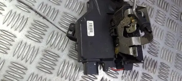 Audi A4 S4 B6 8E 8H Front door lock 8E2837015C 25C-8E2837015C