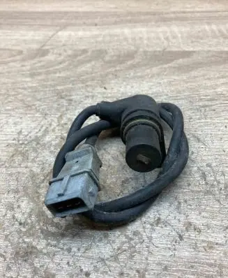 Audi A4 S4 B5 8D Crankshaft position sensor 050906433
