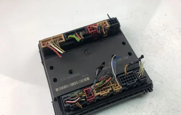 Volkswagen Polo IV 9N3 Comfort/convenience module 6Q1937049C
