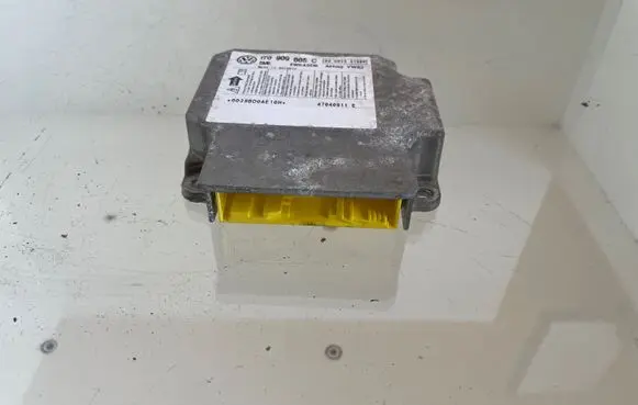 Volkswagen Golf V Airbag control unit/module 1T0909605C 5WK43518 09H025S1500