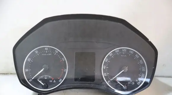 Skoda Octavia Mk2 (1Z) Clock 