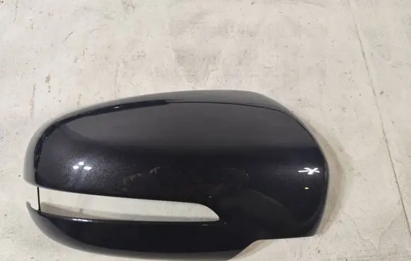 Suzuki SX4 S-Cross Plastic wing mirror trim cover 7101013L
