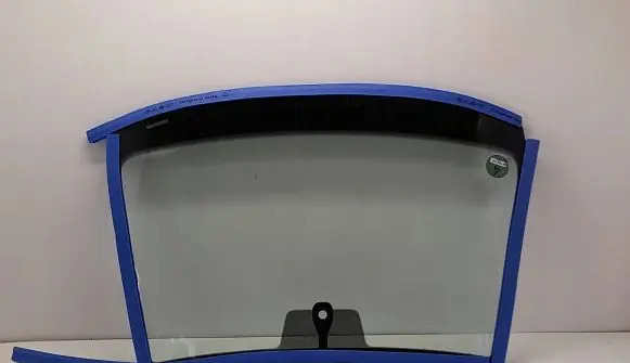 Volkswagen Golf VII Front windscreen/windshield window 