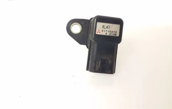 Mazda Premacy Turbo air boost pressure sensor KL47 E1T10372 A4106
