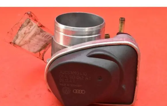 Seat Altea XL Throttle body valve 06A133062AT