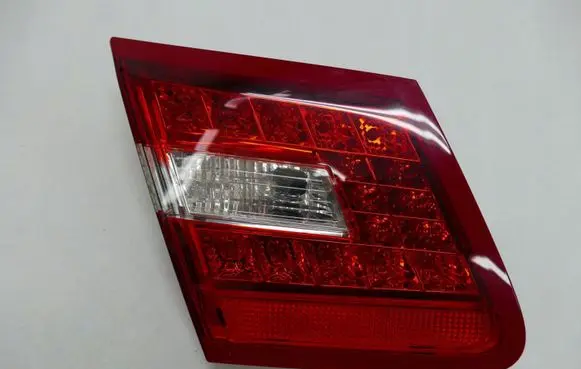 Mercedes-Benz E A207 Tailgate rear/tail lights