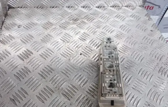 Tail light part