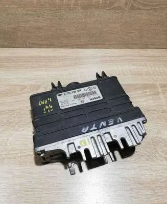 Volkswagen Golf III Engine control unit/module ECU 8A0907311M 0261203186