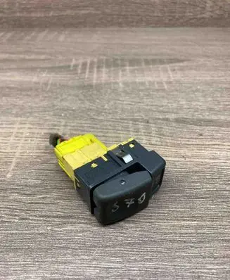 Volvo S70 V70 V70 XC Fog light switch 9162961 97W27K 4970