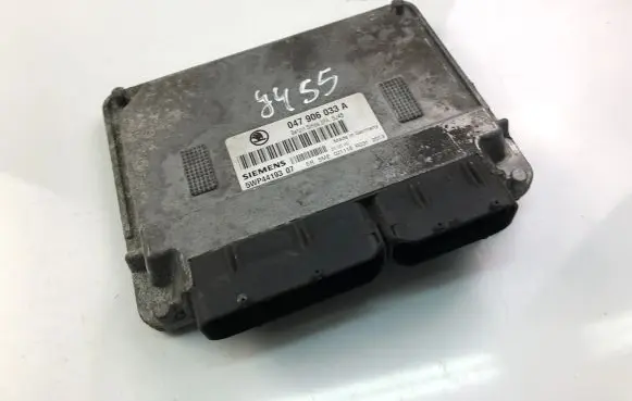 Skoda Fabia Mk1 (6Y) Engine control unit/module ECU 047906033A