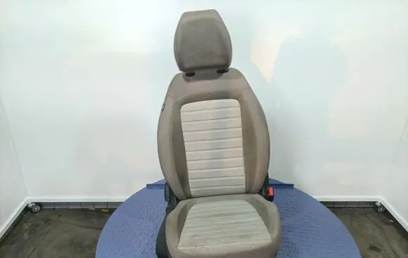 Front passenger seat