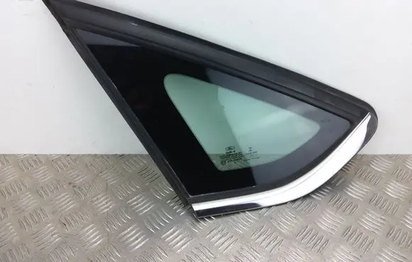 Ford Fusion II Rear side window 43R004529