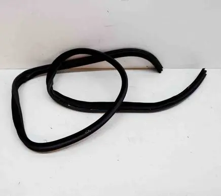 Rubber seal rear door