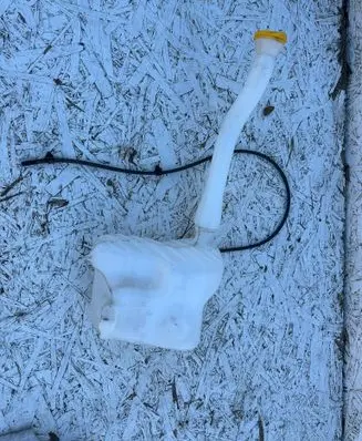 Renault Master III Windshield washer fluid reservoir/tank 2891000023R