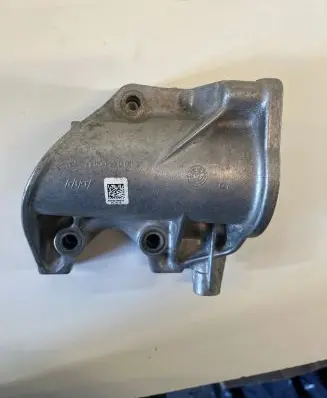 Mercedes-Benz CLA C118 X118 Holder (bracket) A6542200031