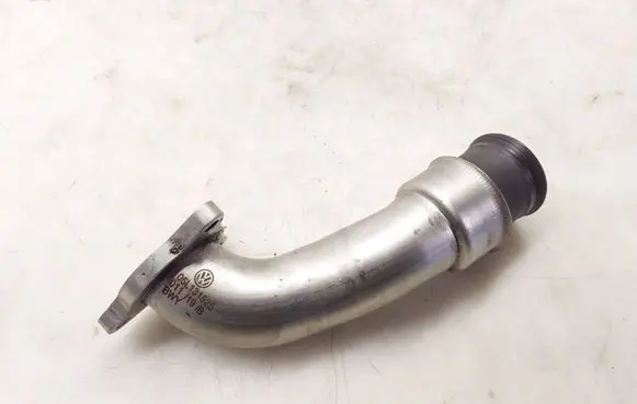 Audi A7 S7 4K8 EGR valve line/pipe/hose 05L131525