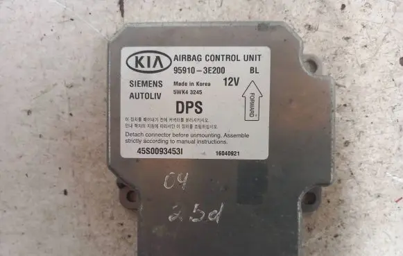 KIA Sorento Airbag control unit/module 959103E200 5WK43245 45S0093453I