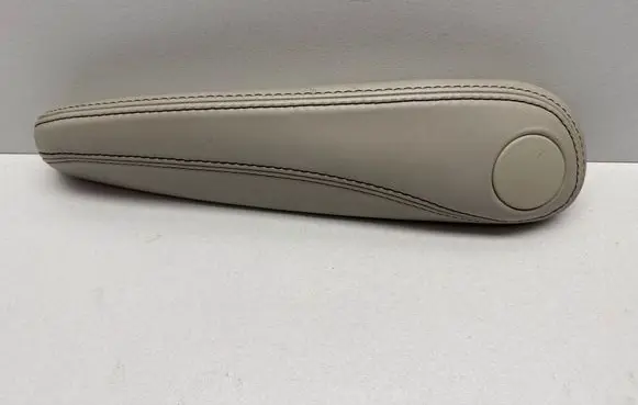 Chrysler Pacifica Rear seat armrest 5RD38TRMAC