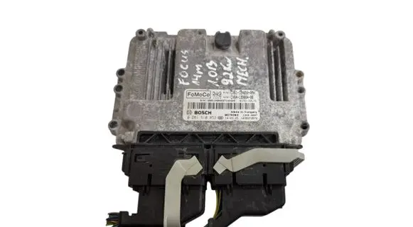Ford Focus Engine control unit/module CV6112A650AMH CV6A12B684BB 0261S10853