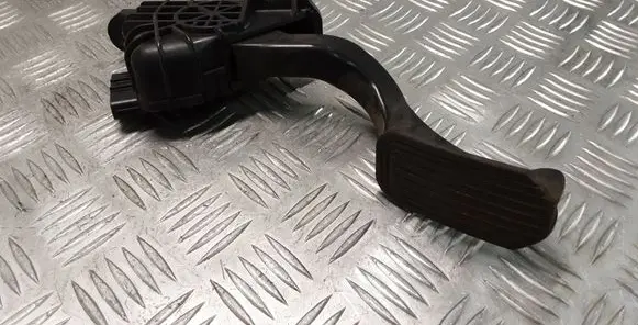Toyota Prius (XW20) Accelerator throttle pedal 7812047050 1988003200