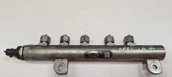 Fuel main line pipe