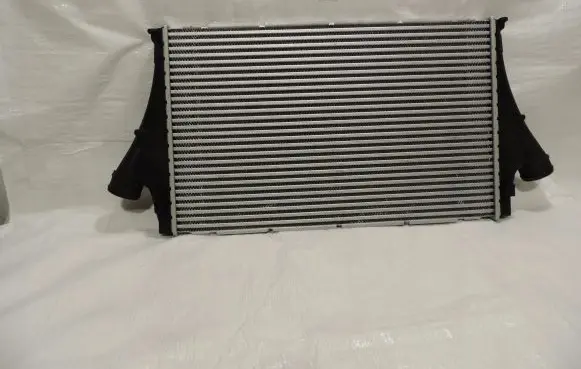 Opel Signum Intercooler radiator 12800599