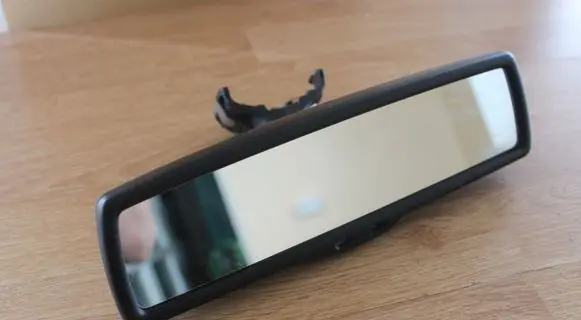 Volkswagen Golf V Rear view mirror (interior) 1K0857511