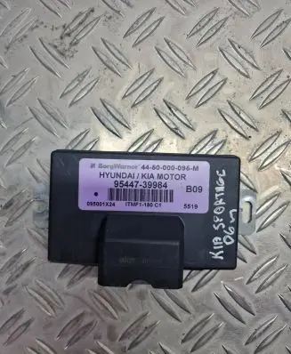 KIA Sportage Gearbox control unit/module 9544739984 095001X24 4450000095M