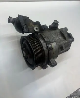 Nissan Qashqai Air conditioning (A/C) compressor (pump) 92610BR70A