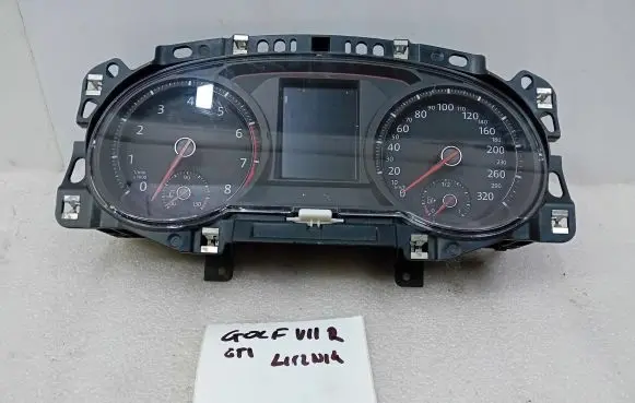 Volkswagen Golf VII Speedometer (instrument cluster)