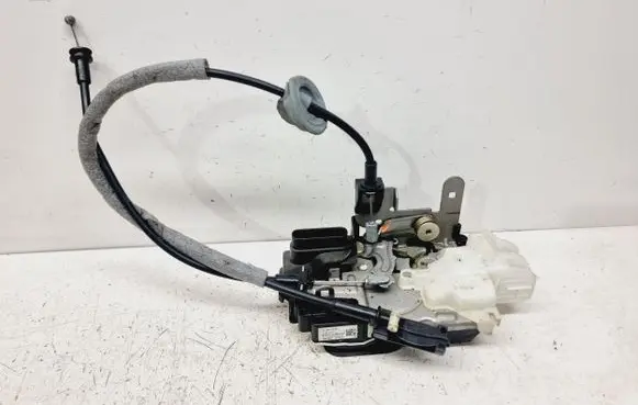 Volvo V40 Front door lock 31301426 31391825