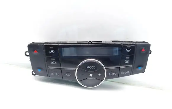 Nissan Pulsar Climate control unit 275003ZP0A