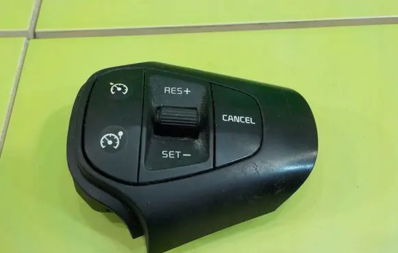 KIA Carens III Other switches/knobs/shifts 