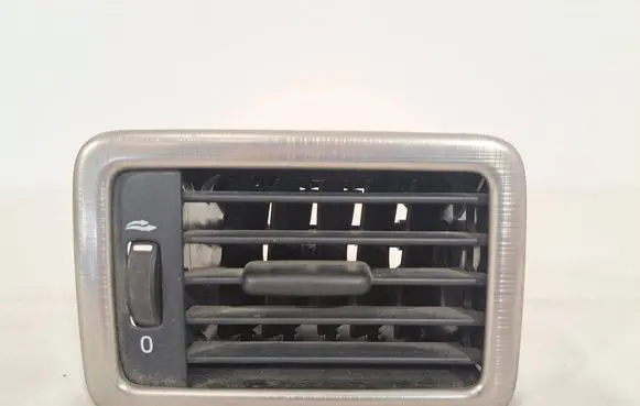 Volvo V70 Dash center air vent grill 30755177 30755183