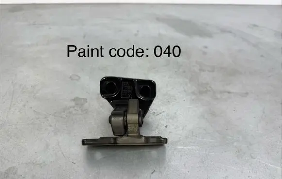 Mercedes-Benz C W205 Rear door upper hinge